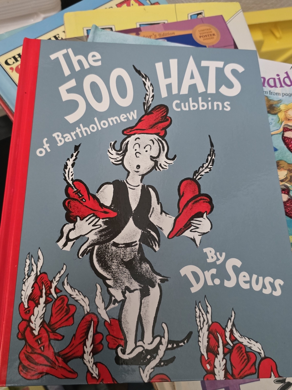 Dr. Seuss The 500 Hats of Bartholomew Cubbins - Red & Light Blue Cover